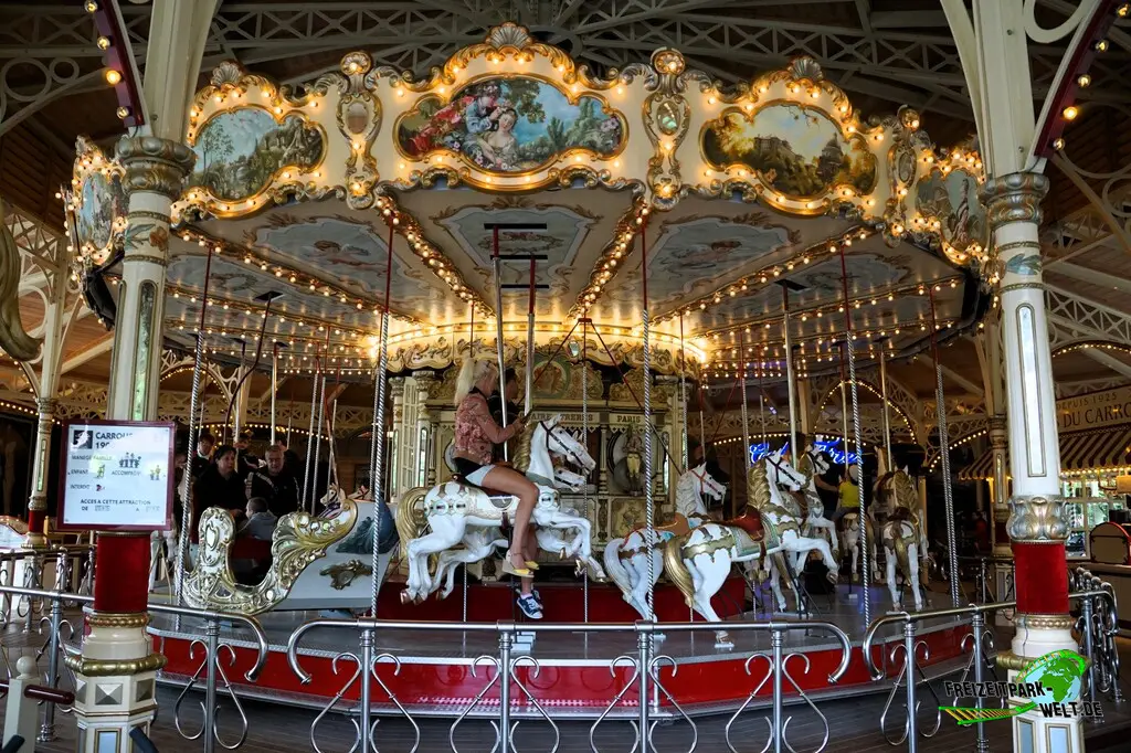 Carrousel 1900 im Nigloland - 2022