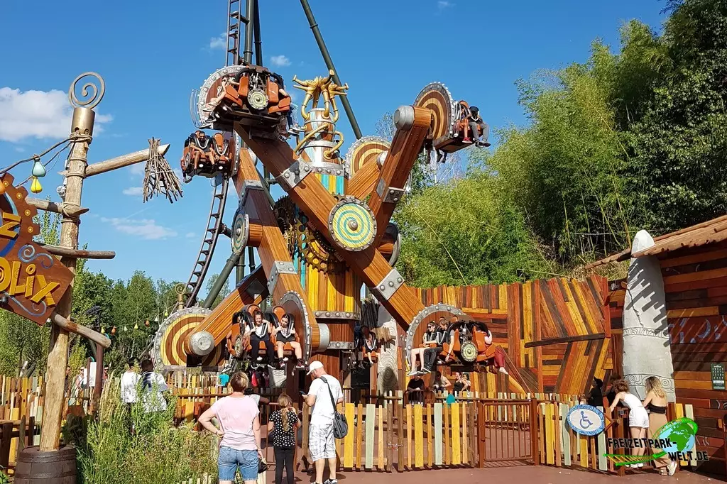 Gyrofolix im Parc Astérix - 2023