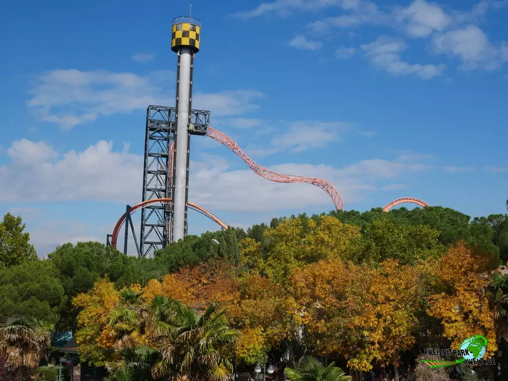 Abismo im Parque de Atracciones Madrid - 2021