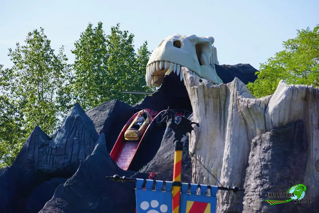 Dino Splash im Plopsaland Belgium - 2021