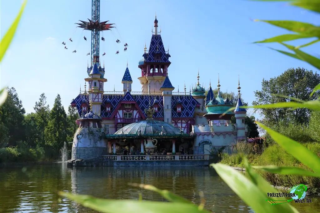 De Koffiekopjes im Plopsaland Belgium - 2021