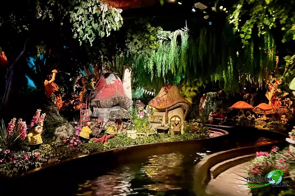 Het Bos van Plop im Plopsaland Belgium - 2023