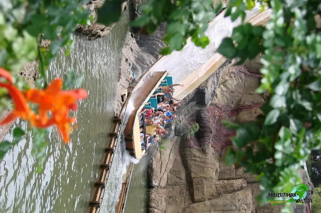 Tutuki Splash in Port Aventura - 2015
