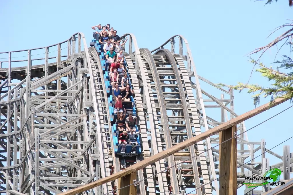 Stampida in Port Aventura - 2015