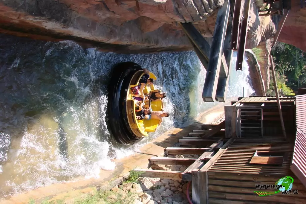 Grand Canyon Rapids in Port Aventura - 2015