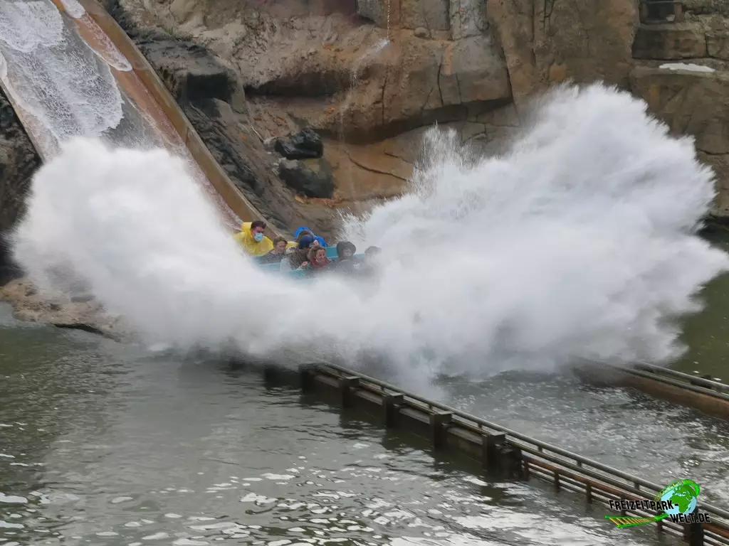 Tutuki Splash in Port Aventura - 2021