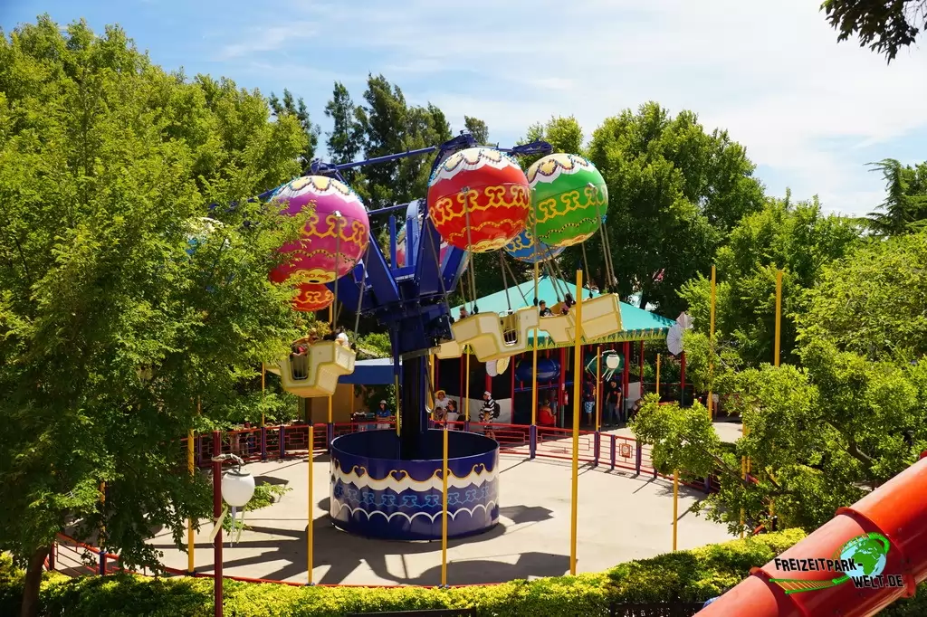 Globos in Port Aventura - 2015