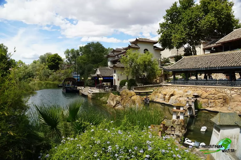 Waitan Port in Port Aventura - 2015