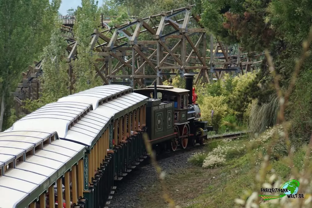 Western-Eisenbahn in Port Aventura - 2015