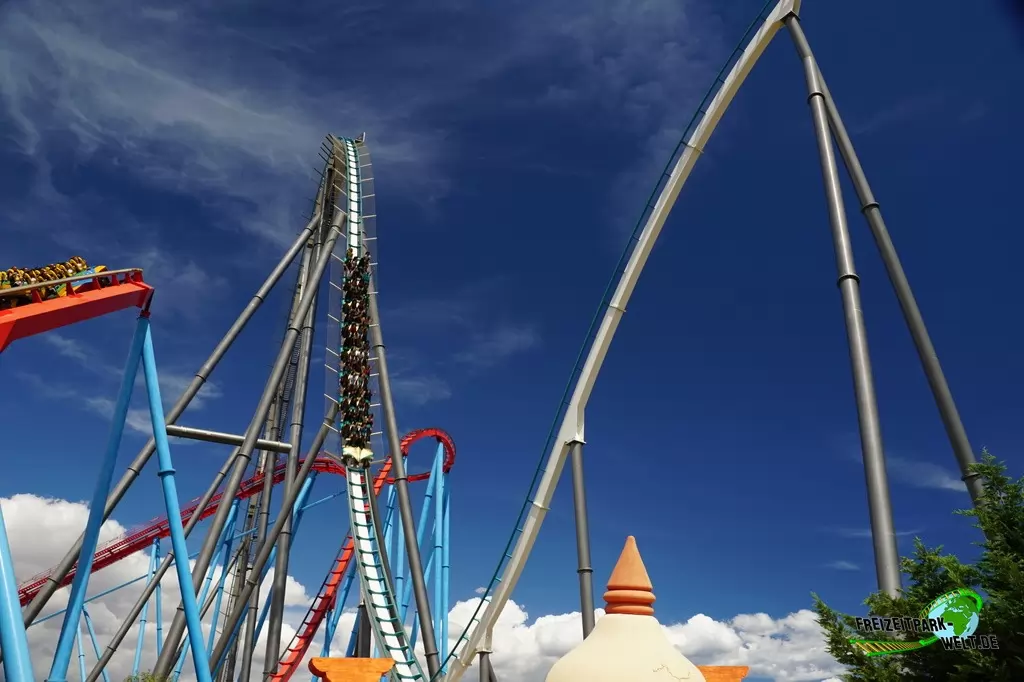 Shambhala in Port Aventura - 2015: First Drop aus 78m Höhe