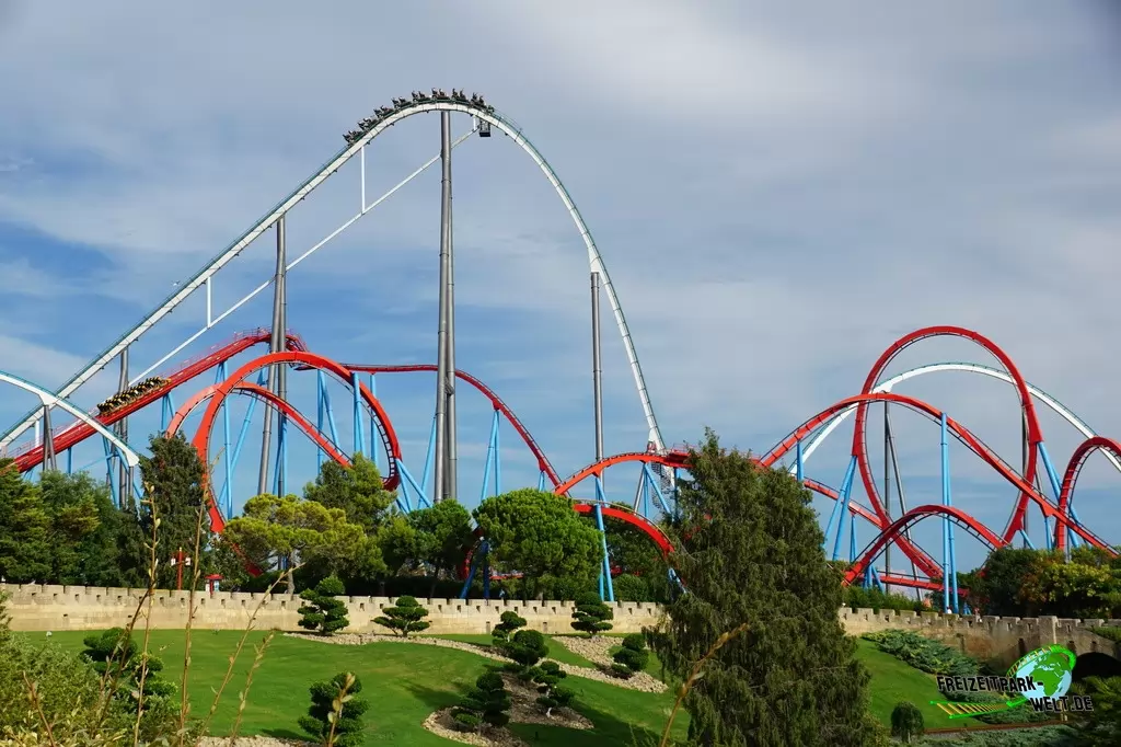 Shambhala in Port Aventura - 2015: Die neue Skyling mit Dragon Khan und Shambhala