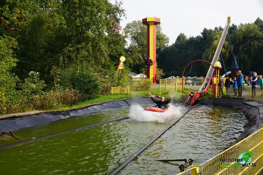 Wasserbob im Freizeitpark Schloß Beck - 2015