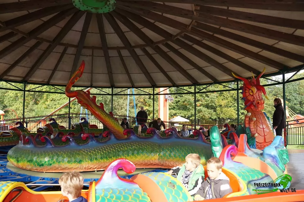 Drachenbahn im Freizeitpark Schloß Beck - 2015