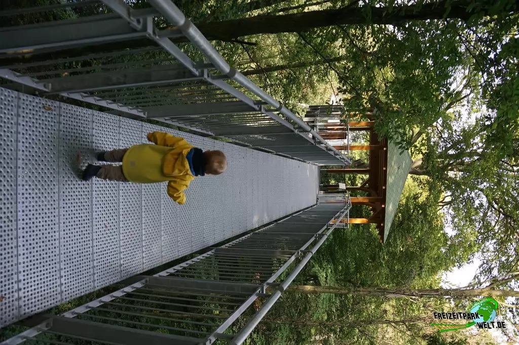 Baumkronenpfad im Freizeitpark Schloß Beck - 2015