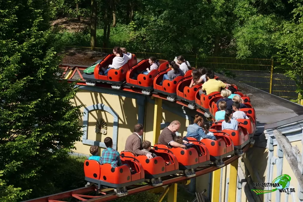 Familienachterbahn im Freizeitpark Schloß Beck - 2017