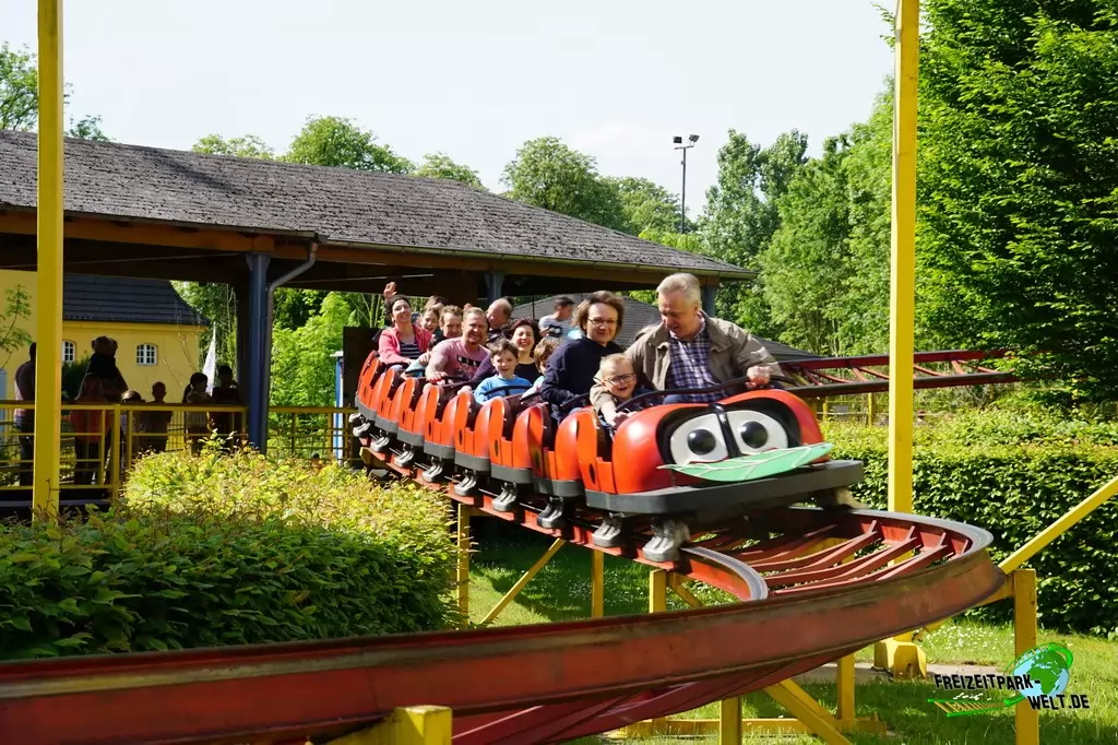 Familienachterbahn im Freizeitpark Schloß Beck - 2017
