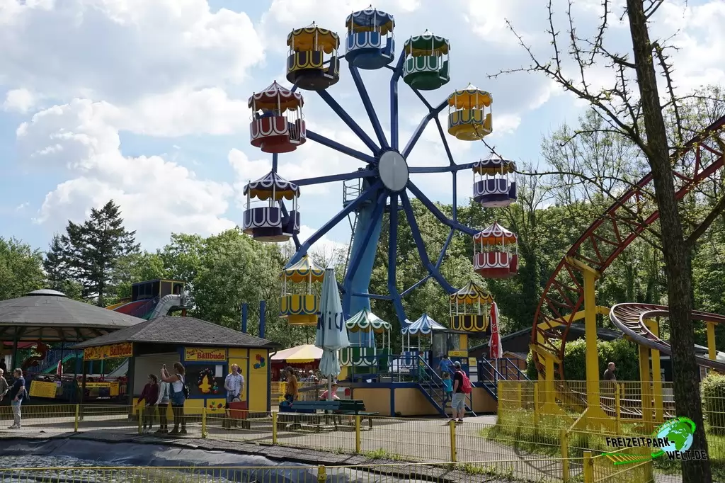 Riesenrad im Freizeitpark Schloß Beck - 2017