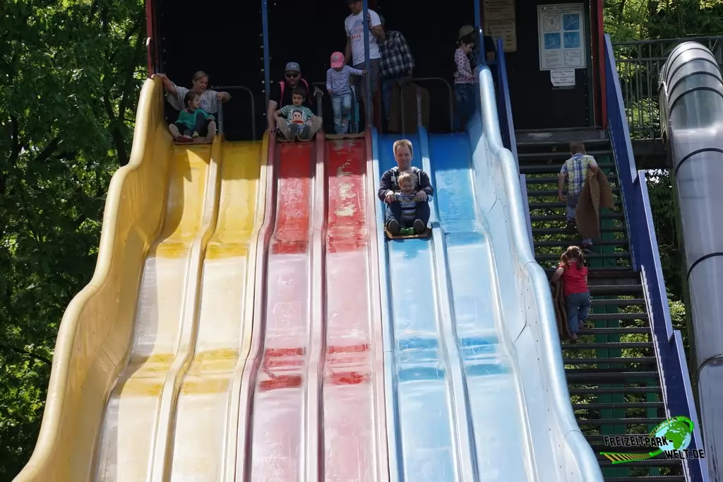 Wellenrutsche im Freizeitpark Schloß Beck - 2017