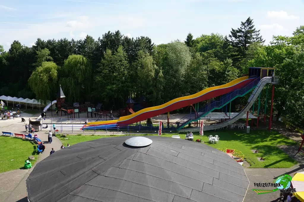 Wellenrutsche im Freizeitpark Schloß Beck - 2017