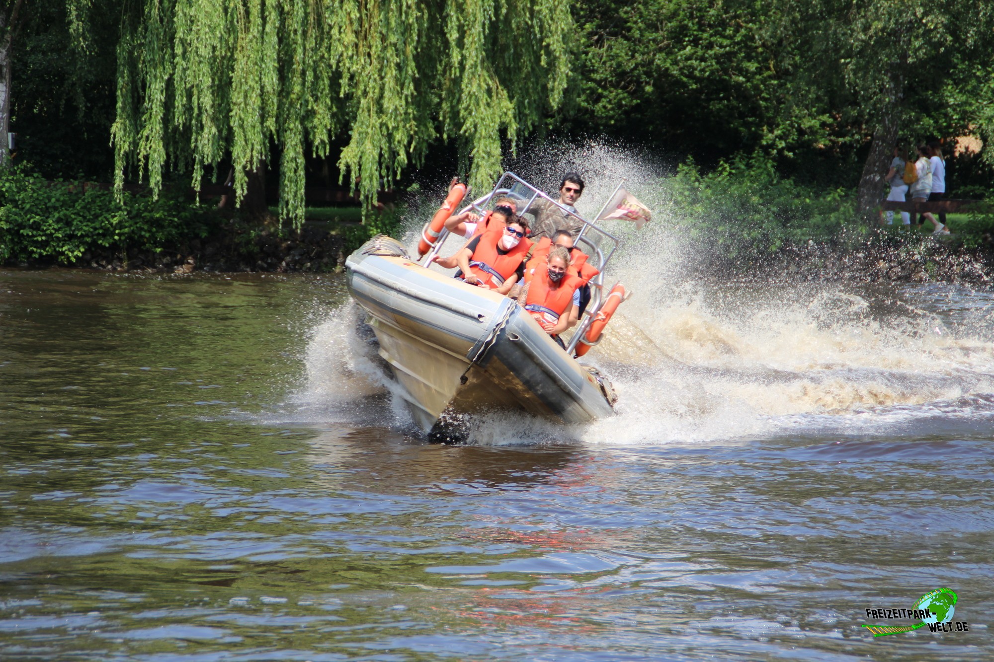 Splash Safari SerengetiPark FreizeitparkWelt.de