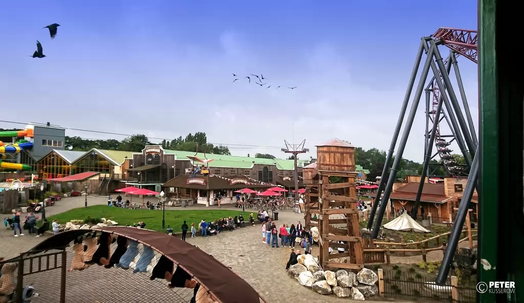 Monorail im Attractiepark Slagharen - 2017
