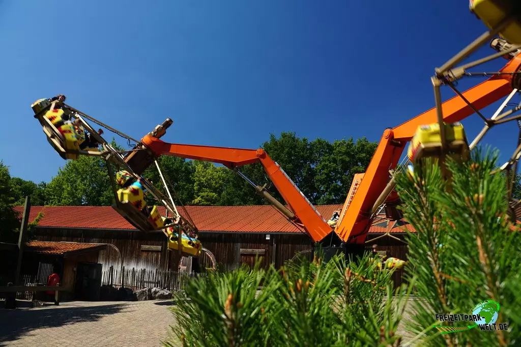 Tomahawk im Attractiepark Slagharen - 2022
