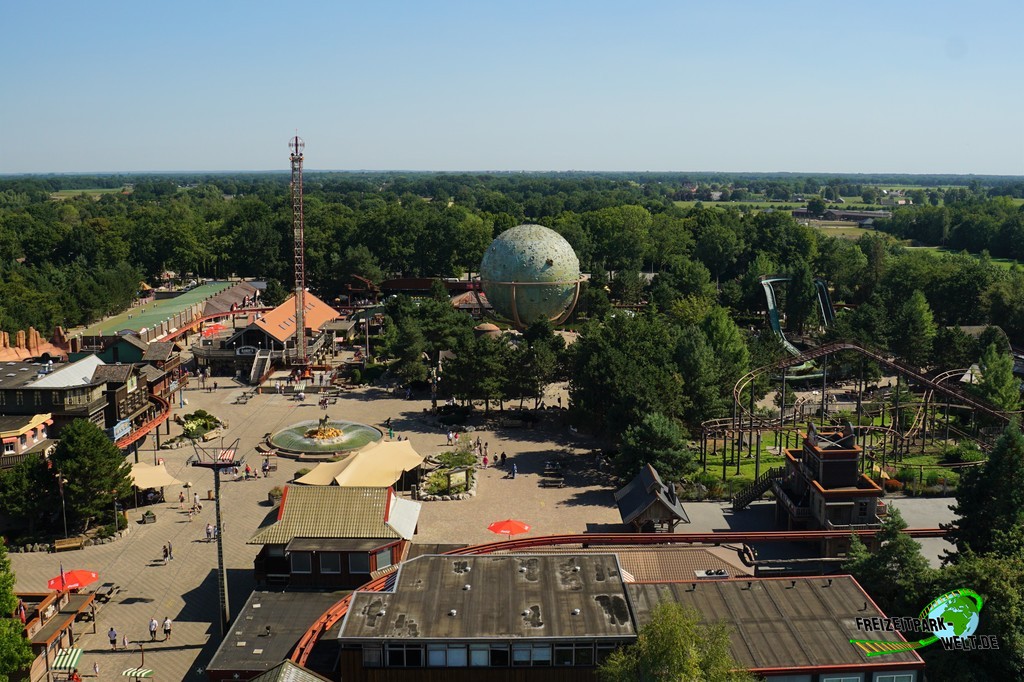 Attractiepark Slagharen - 2022: Blick auf den östlichen Teil vom Attractiepark Slagharen