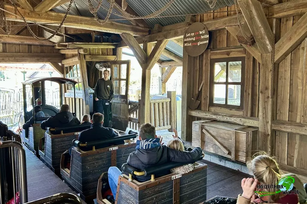 Mine Train im Attractiepark Slagharen - 2023