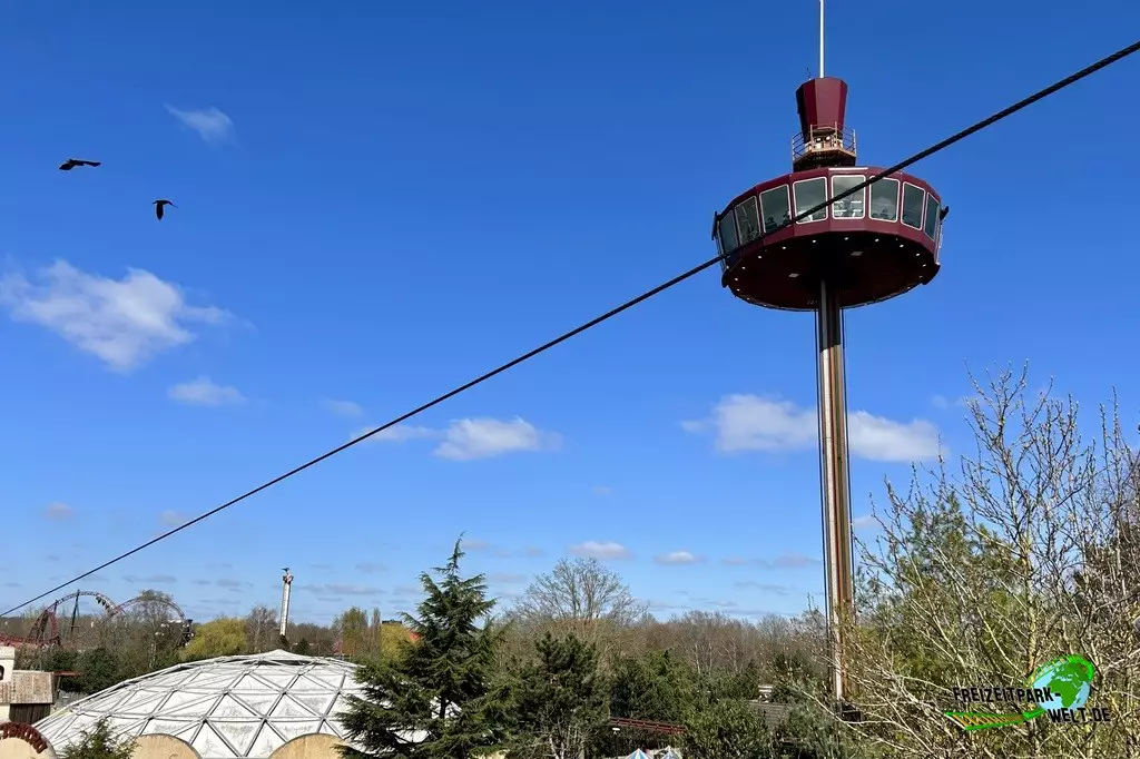 Sky Tower im Attractiepark Slagharen - 2023