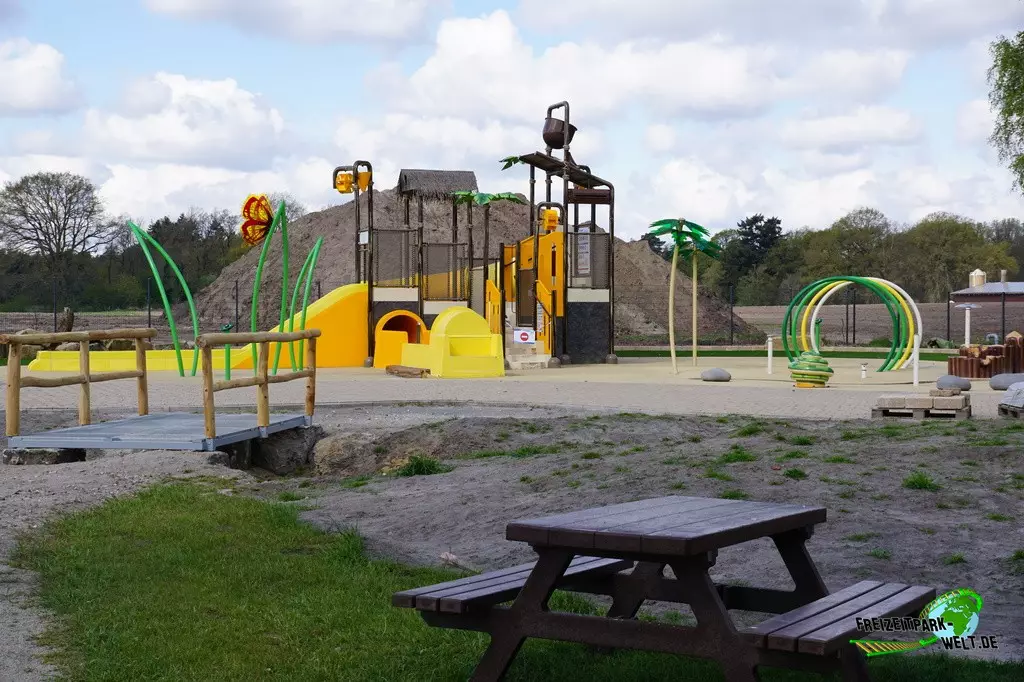 Tiki-Bay im Tier- und Freizeitpark Thüle - 2022