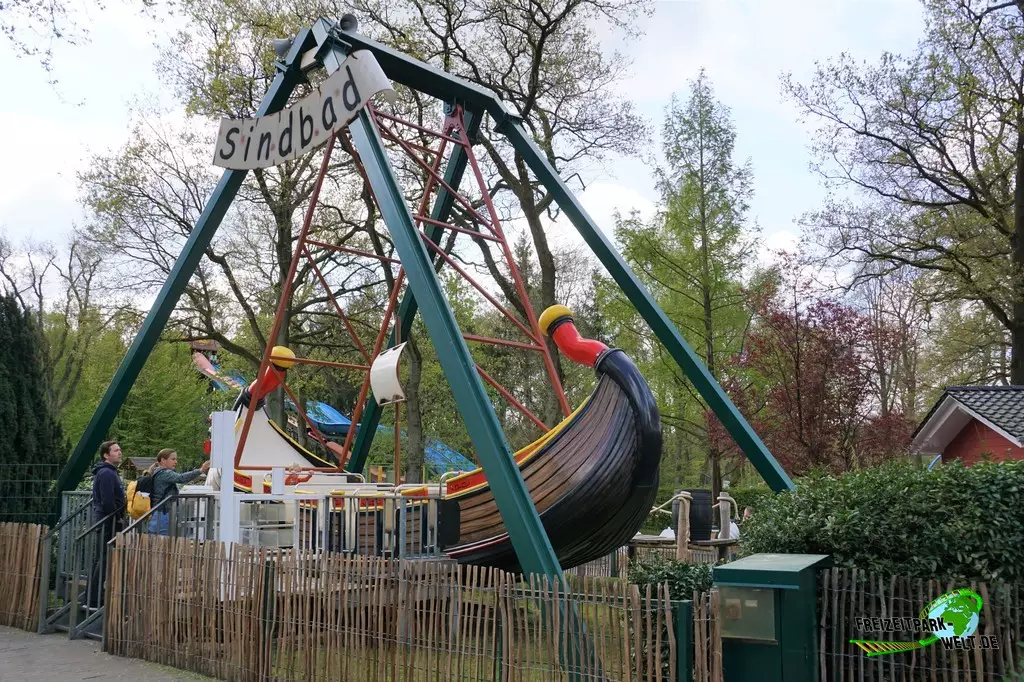 Schaukelschiff Sindbad im Tier- und Freizeitpark Thüle - 2022