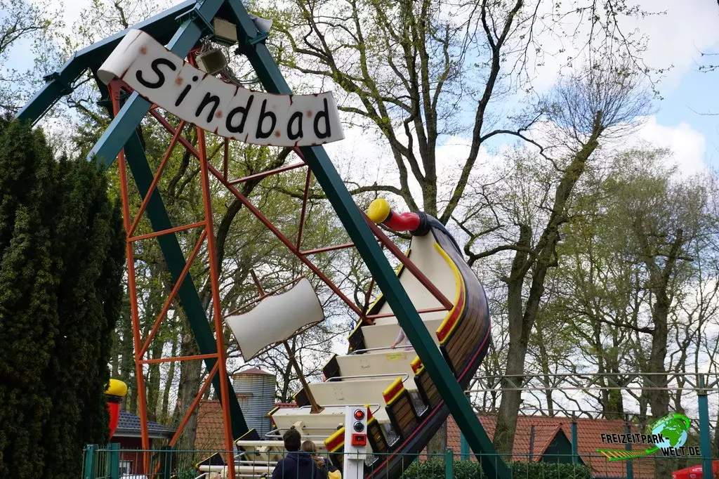 Schaukelschiff Sindbad im Tier- und Freizeitpark Thüle - 2022