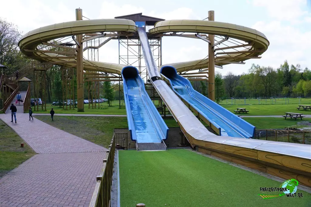 Wasserrutsche im Tier- und Freizeitpark Thüle - 2022
