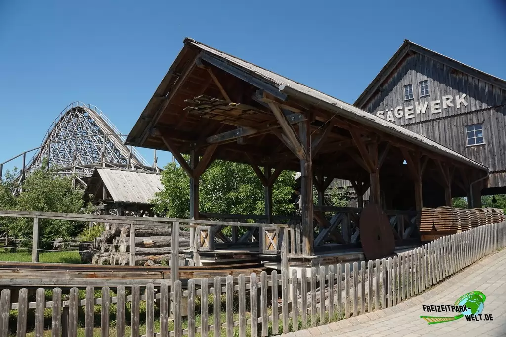 Mammut im Erlebnispark Tripsdrill - 2020
