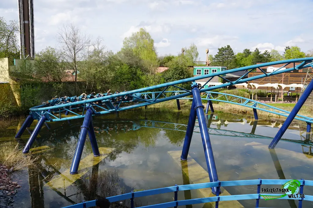 Mecalodon im Walibi Belgium - 2025: Kehrwende auf dem See