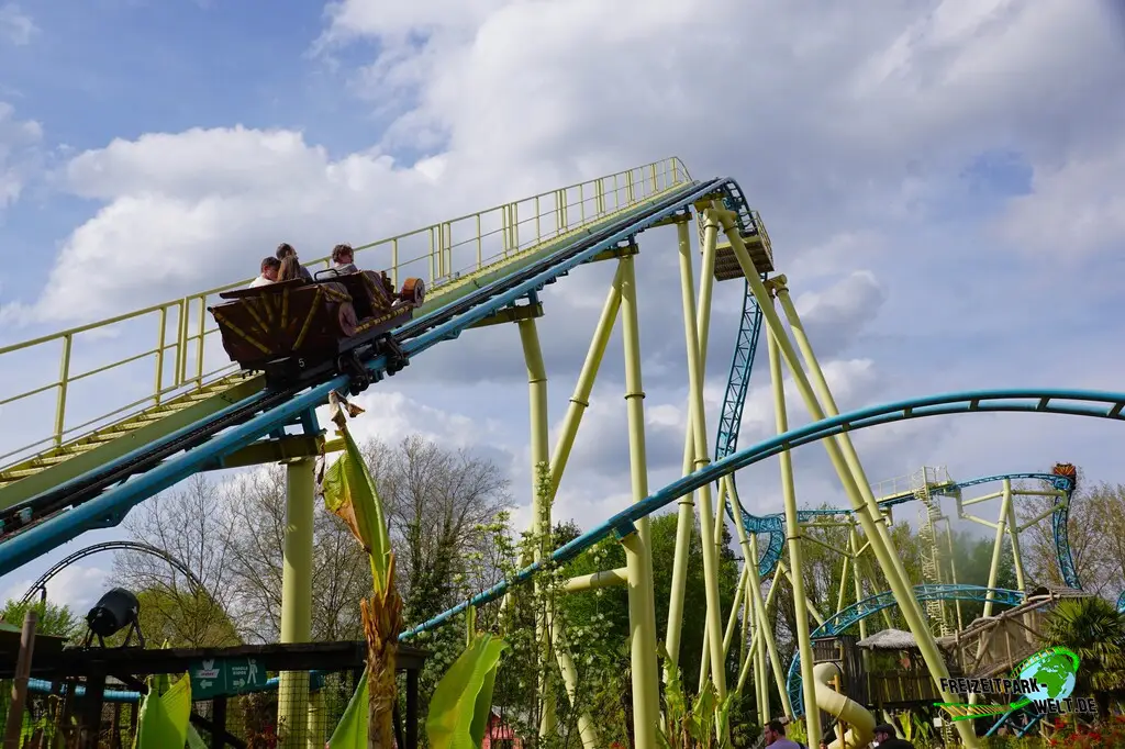 Tiki-Waka im Walibi Belgium - 2025