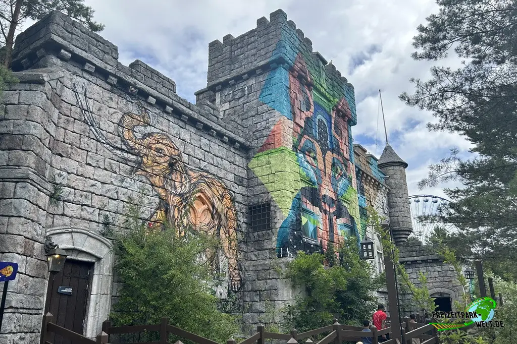 Merlins Magic Castle im Walibi Holland - 2026