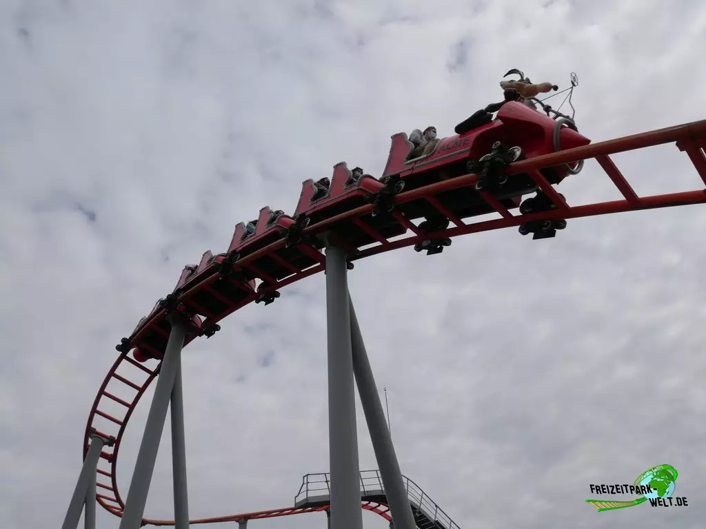Correcaminos Bip, Bip im Parque Warner Madrid - 2021