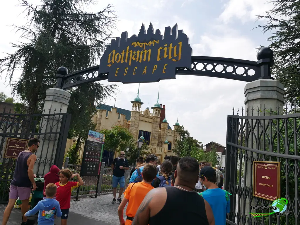 Gotham City Escape im Parque Warner Madrid - 2024