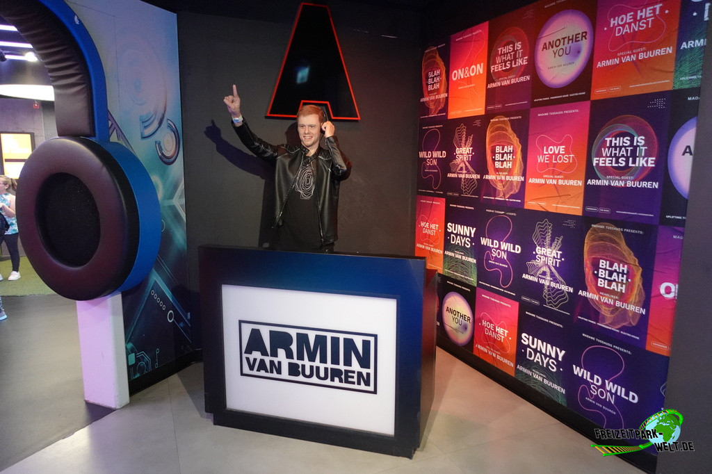 Madame Tussauds Amsterdam - 2025: Auch Armin van Buuren, der wohl bekannteste niederländische Trance-DJ, kann in Madame Tussauds Amsterdam als Wachsfigur besichtigt werden