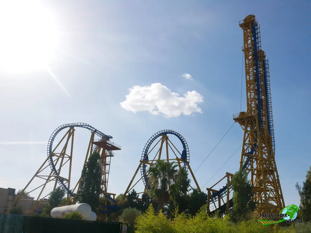 Stuntfall im Parque Warner Madrid - 2024
