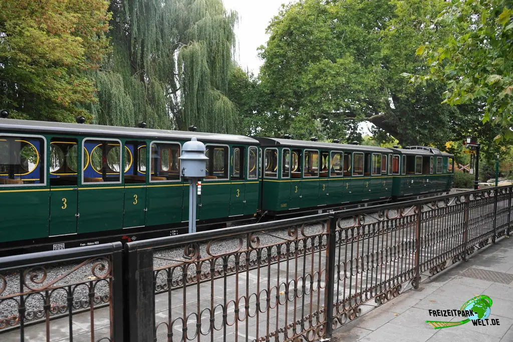 Dampflok-Rundfahrt im Pairi Daiza - 2025