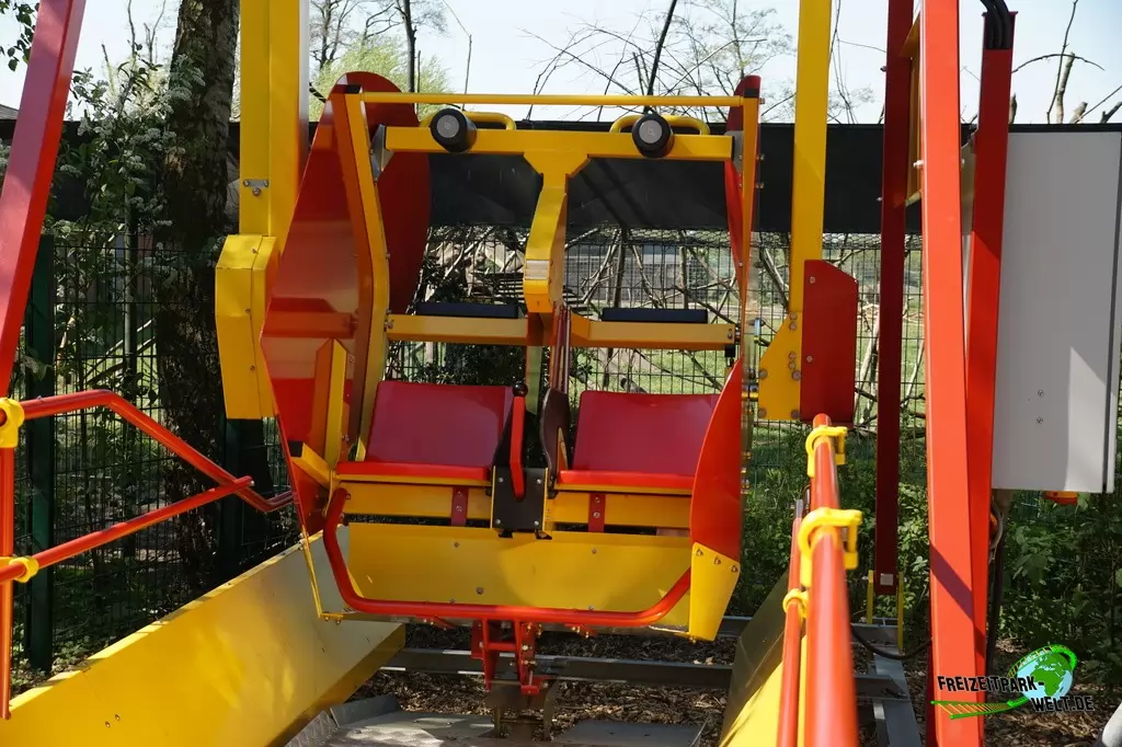 Superschaukel im Tierpark Nadermann - 2016