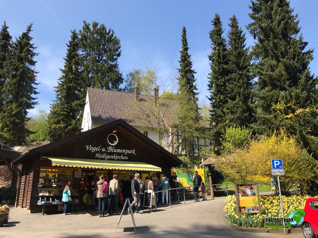 Vogelpark Heiligenkirchen - 2017: Eingang zum Vogel- und Blumenpark Heiligenkirchen