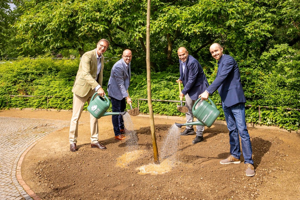 Dr Knieriem_ Herr Volmering_ Herr Keuk_ Herr Haase_1.jpg